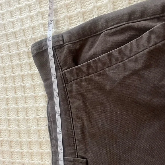 Duluth Trading Co Relaxed Fit Shorts - Gray - Picture 5 of 9